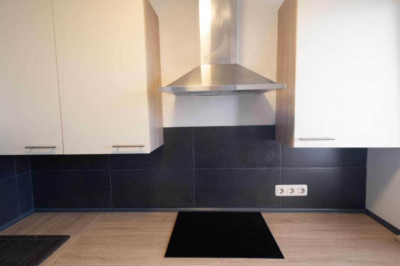 Schoene 2 Zimmerwohnung Mit Uhd-Tv, Grossem Balkon Und Haengematte Lampertheim Dış mekan fotoğraf