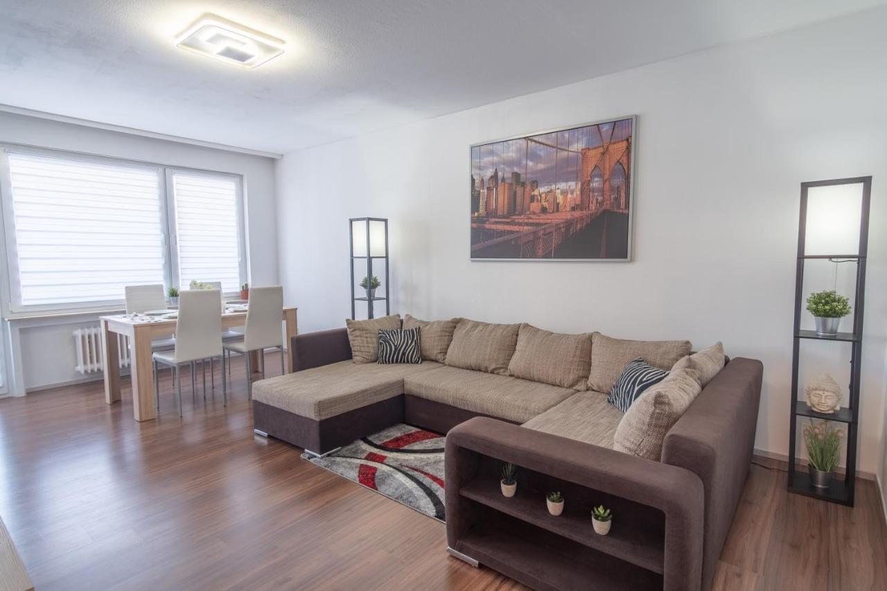 Schoene 2 Zimmerwohnung Mit Uhd-Tv, Grossem Balkon Und Haengematte Lampertheim Dış mekan fotoğraf